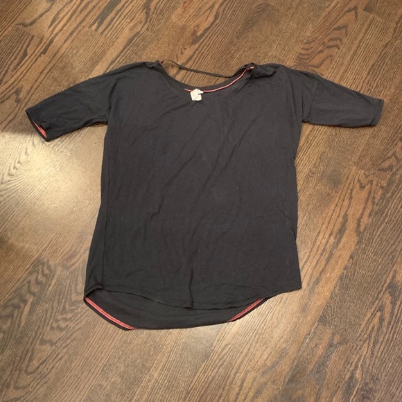 Under Armour Tops - Under Armour 3/4 sleeve top black small